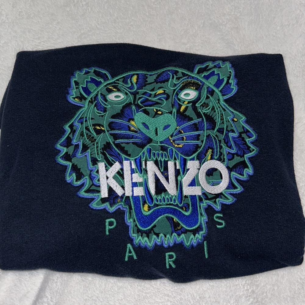 Kenzo sweatshirt navy blue and details on front